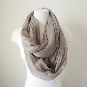 NWT Tasha Grey Beige Scarf